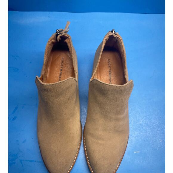 lucky brand Booties Beige Suede Heels Boots Shoes size 8.5 Mint - Picture 8 of 8
